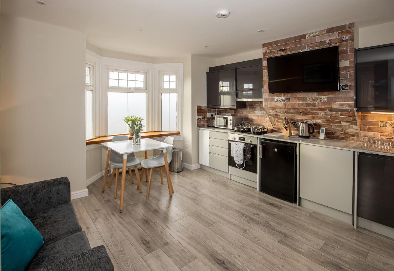 Bright And Luxurious Flat In The Heart Of Reading 아파트 외부 사진